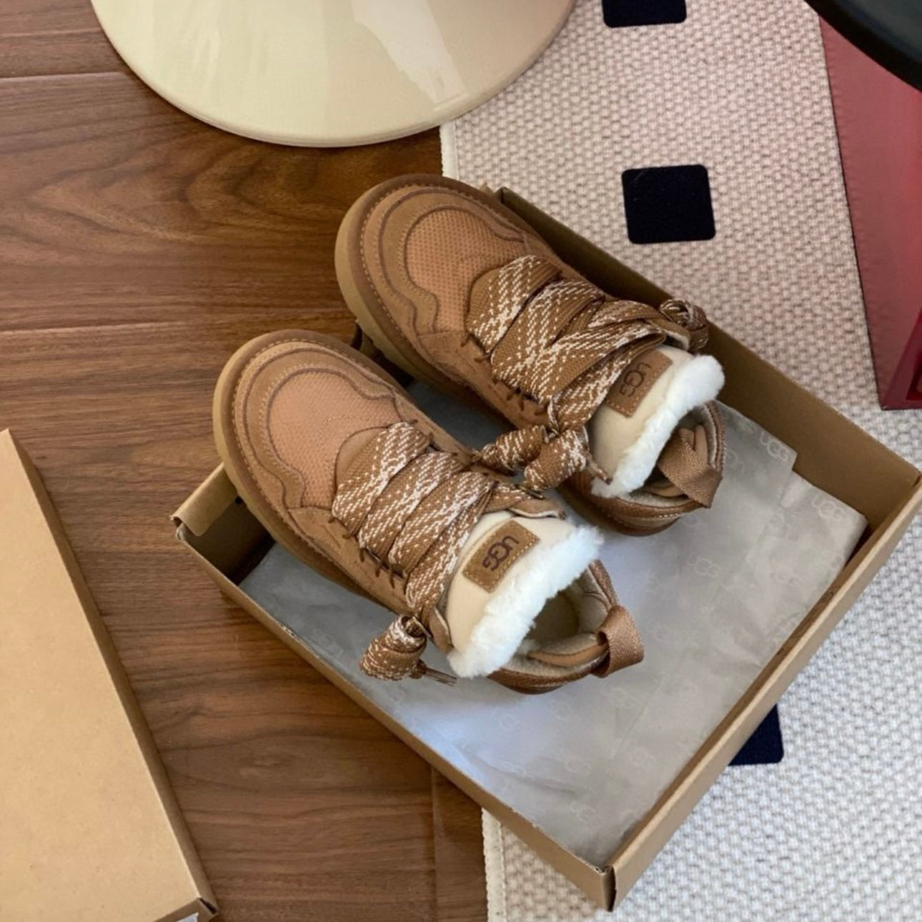 UGG Basket Lowmel BROWN