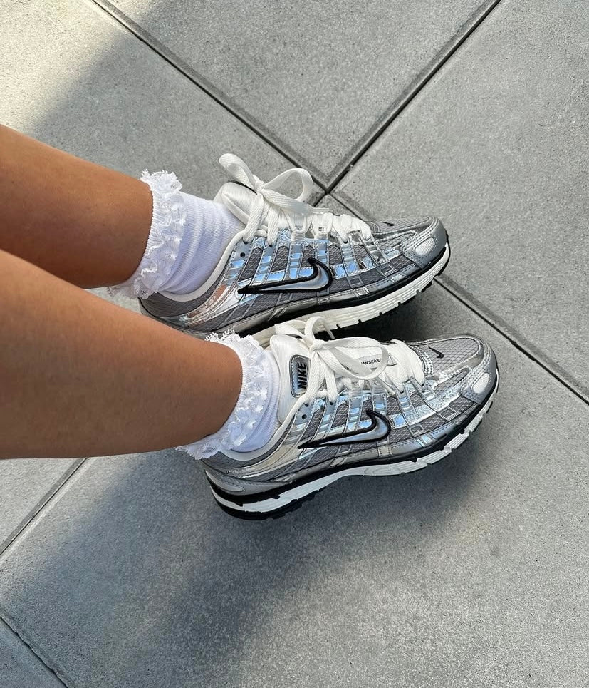 Nike P-6000 / Metallic Silver