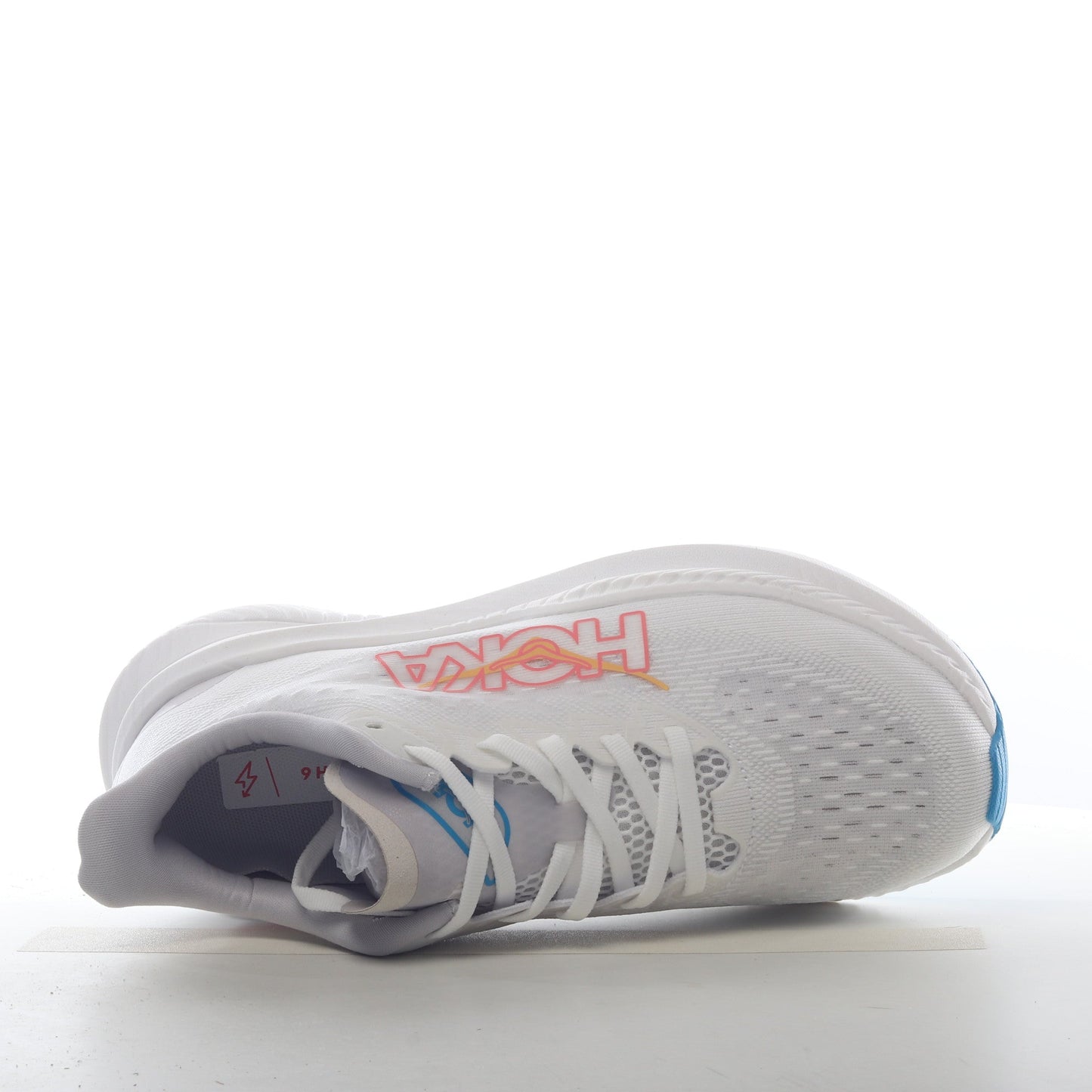 M HOKA M MACH 6