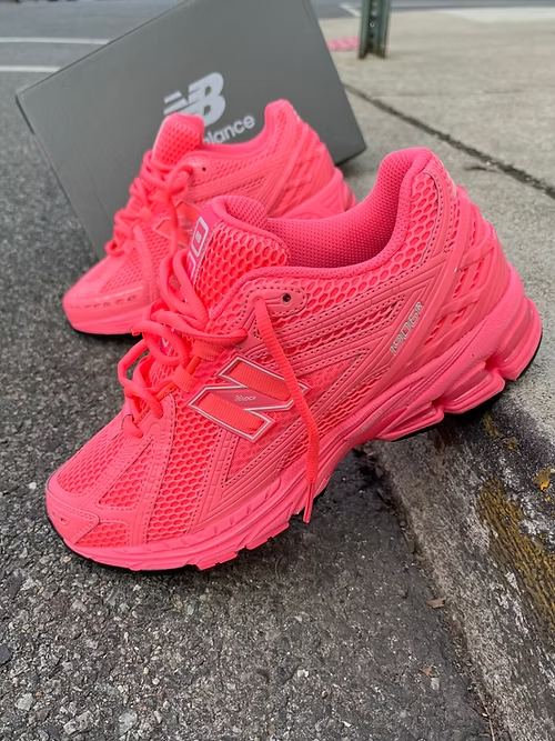 NB 1906R NEON PINK