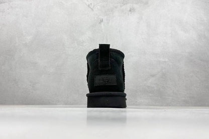 Ugg botte classique mini Noire